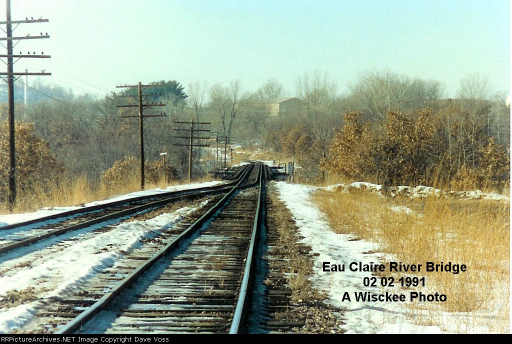 Eau Claire River Bridge looking westward